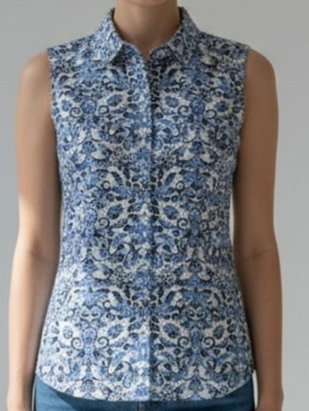 Talbots Blue and White Cotton Sleeveless Collared Floral Blouse SP